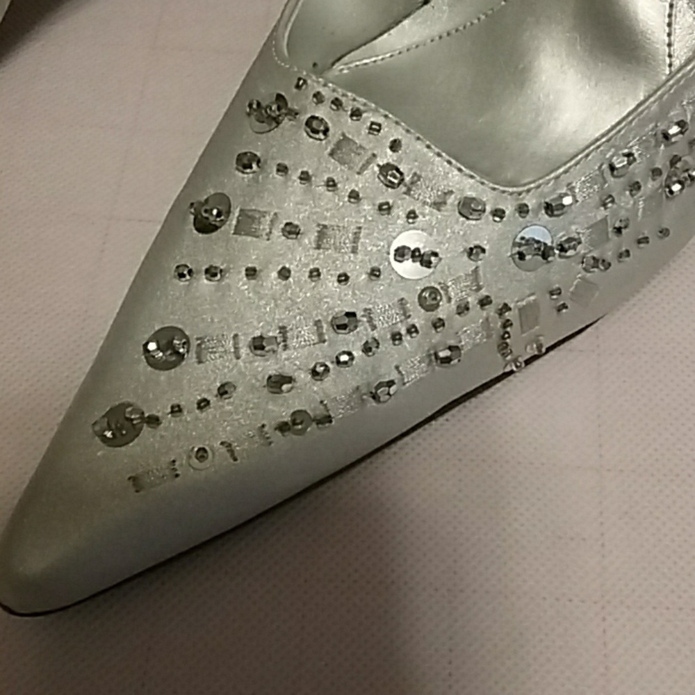Delicious Silver pumps - Picture 2 of 4